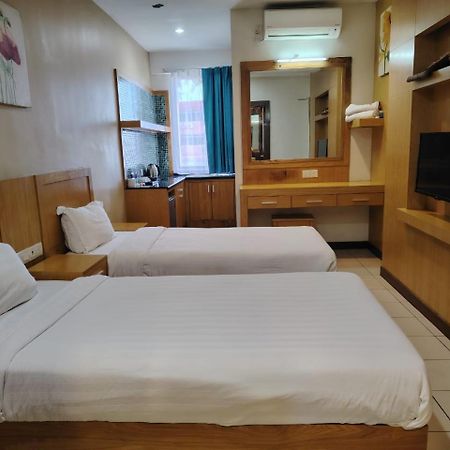 Fratini'S Hotel Labuan Extérieur photo