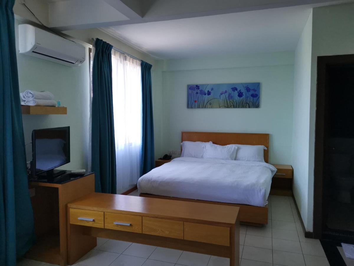 Fratini'S Hotel Labuan Extérieur photo